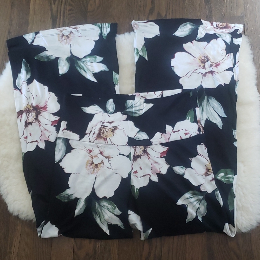 Floral Pants NWOT